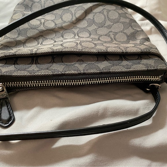 Coach Mini Rowan File Bag, black - Picture 6 of 7